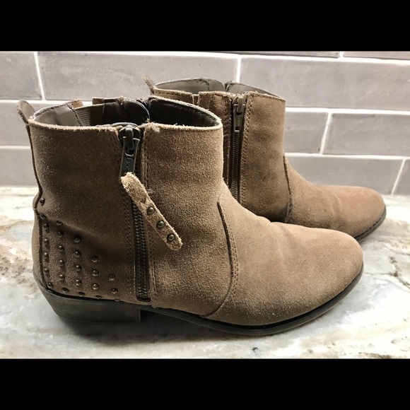 Naturalizer Jenna Bootie with Stud Accents - Picture 2 of 5